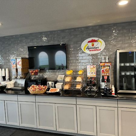 ซูเปอร์ 8 บาย วินด์แฮม มอร์ตัน โกรฟ/ชิคาโก Hotel Morton Grove ภายนอก รูปภาพ