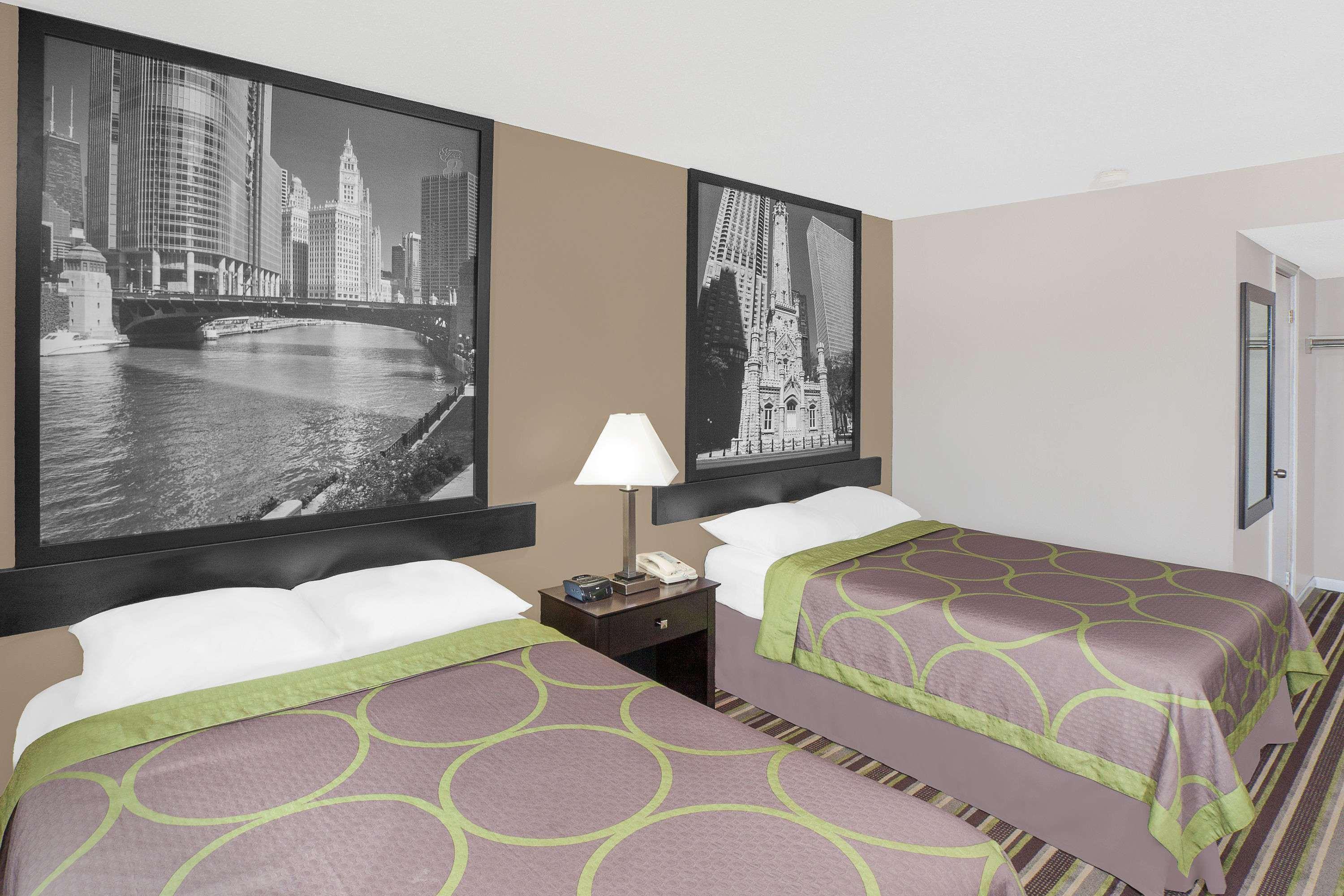 ซูเปอร์ 8 บาย วินด์แฮม มอร์ตัน โกรฟ/ชิคาโก Hotel Morton Grove ภายนอก รูปภาพ